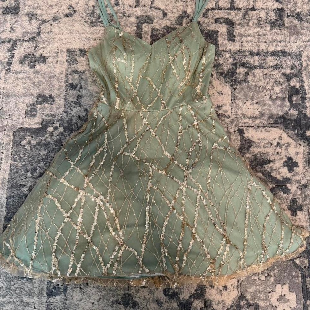 City Studio green beaded dress with gold accents Size 3